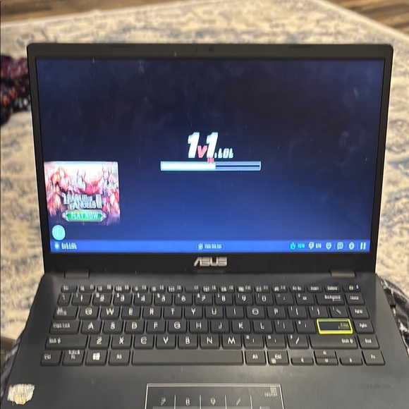 ASUS Black Laptop Sleek Design Modern Profile